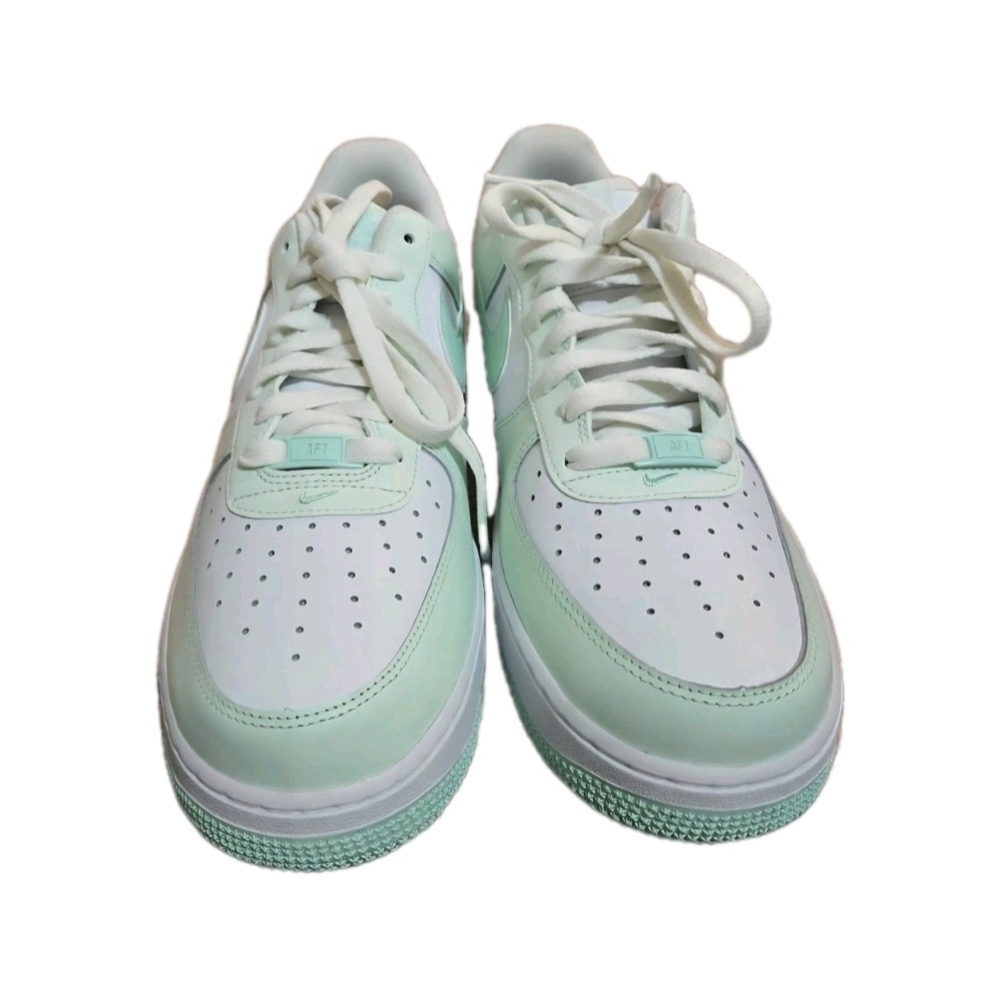 Nike Air Force 1 Low Mint Foam Men's Size 11 ( EUC) - Picture 6 of 9